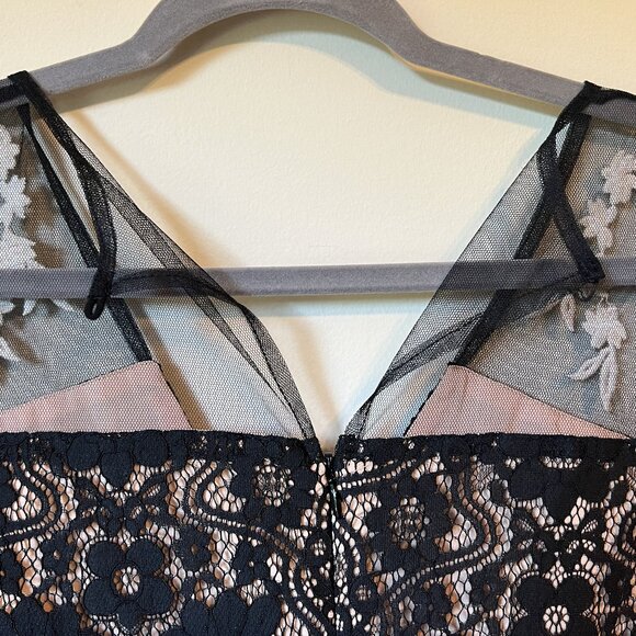 Design Lab Lord & Taylor Black Lace Long Sleeve Romper Dress Women's Size M - Picture 6 of 6